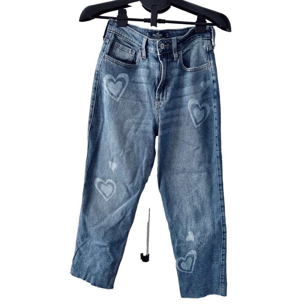 Hollister Ultra High Rise Vintage Straight Jeans Heart Print Raw Hem Y2K Cottage